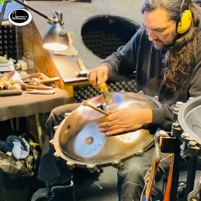 Bill Brown und Tim Baur Handpans Werkstatt